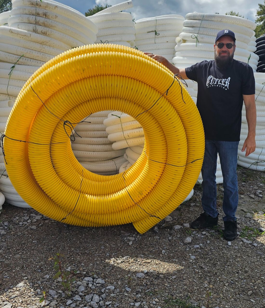8 slot premium yellow corrugated drain pipe