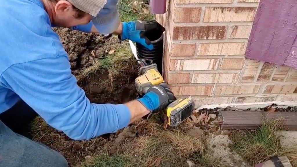 How to Install Leaf Filter for Downspouts - Step 2